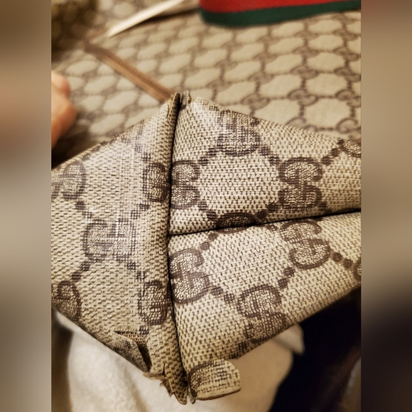 Authentic Gucci coated canvas and leather shopper tote - Picture 8 of 8